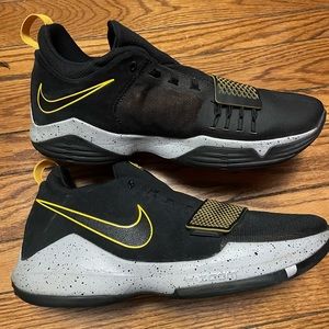 Nike PG1 Black Gold Basketball